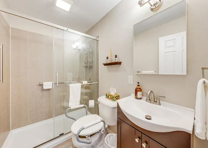 5 Mi To Dtwn Rockford: Pet-friendly W/ Yard! Ferienhaus